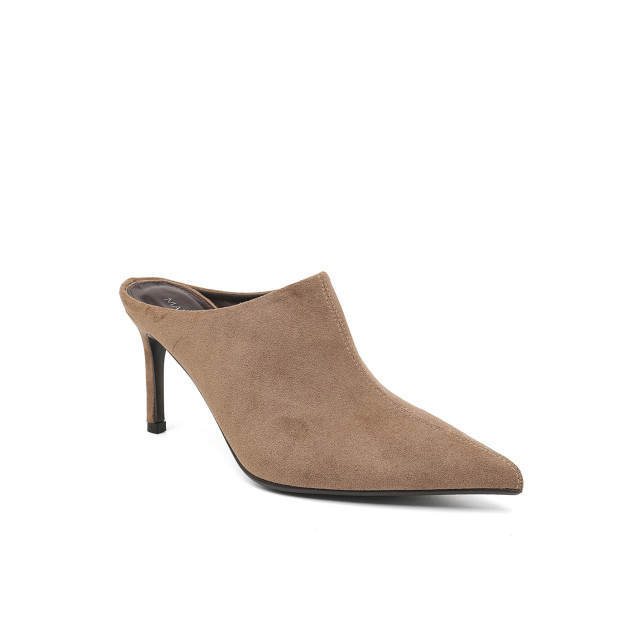 3299